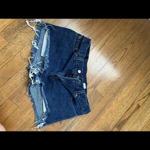 Levi low rise cut offs